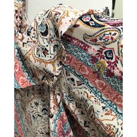 Catherine's Pink Paisley Cold Shoulder Boho Top 3X - Picture 6 of 7